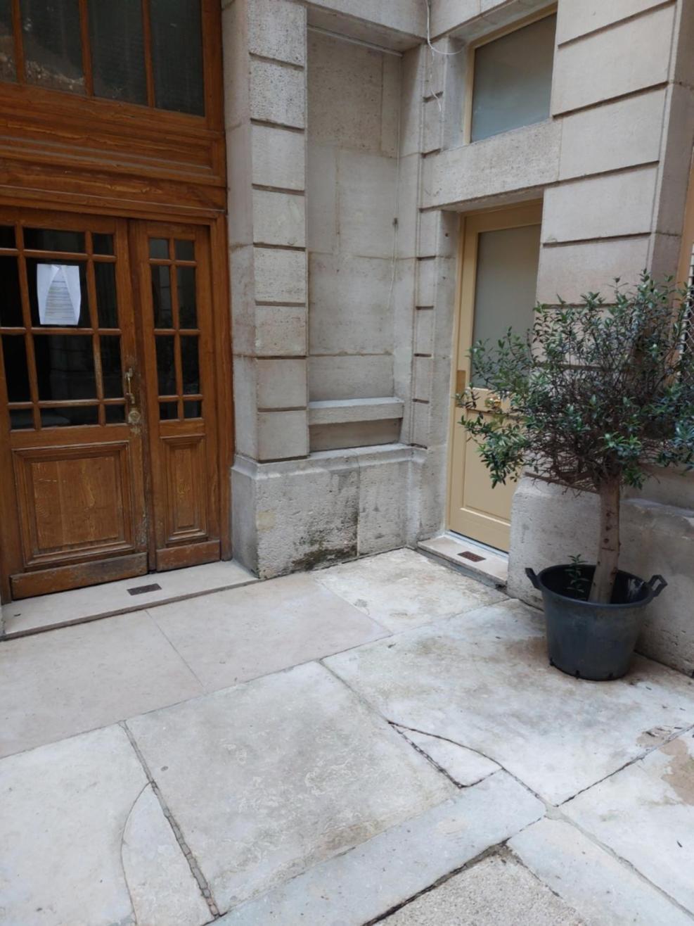 Apartments Paris Centre - At Home Hotel Εξωτερικό φωτογραφία